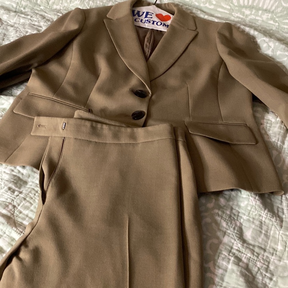 Women’s dress suit